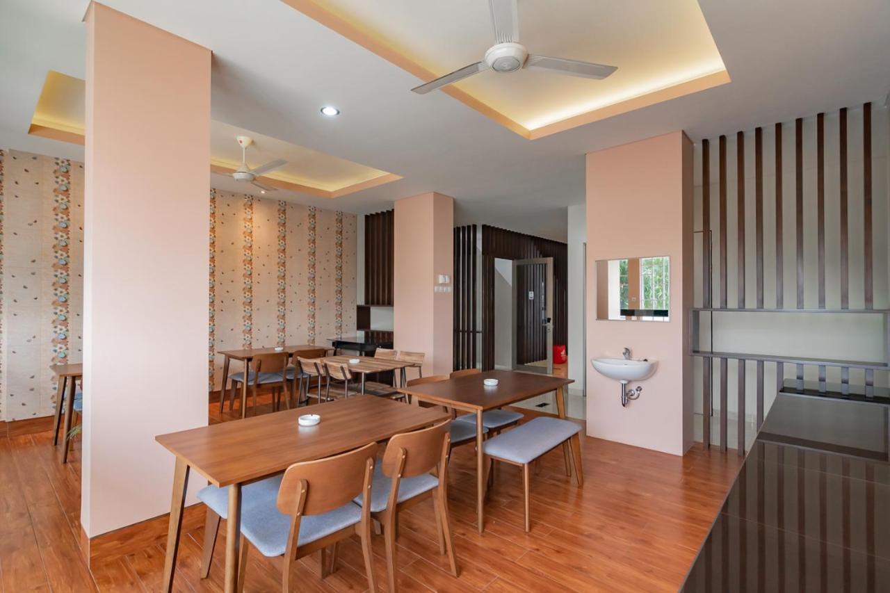 Reddoorz Plus @ Cirebon City Center Exteriér fotografie